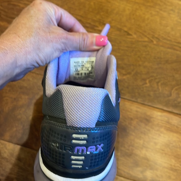 Nike lavender and dark gray and a half lady sneakers - Picture 7 of 8